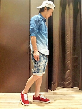 「膝上ショーツ」｜「アイテム（キャップ）」を使った、VENCE EXCHANGE MEN'S STAFFさん（メンズ・173cm）の夏コーディネート