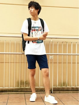 「膝上ショーツ」｜「アイテム（バッグ）」を使った、VENCE EXCHANGE MEN'S STAFFさん（メンズ・173cm）の夏コーディネート
