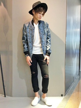 「スリッポン」｜「アイテム（MA-1）」を使った、VENCE EXCHANGE MEN'S STAFFさん（メンズ・173cm）の秋コーディネート