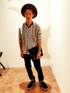 「モノトーン」｜VENCE EXCHANGE MEN'S STAFFさん（メンズ・173cm）の秋コーディネート