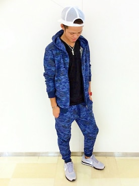 VENCE EXCHANGE MEN'S STAFFさん（メンズ・173cm）の秋コーディネート
