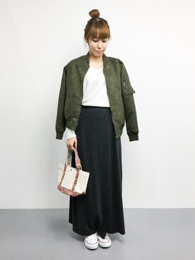 「マキシスカート」｜「アイテム（MA-1）」を使った、SUBさん（レディース・154cm）の秋コーディネート