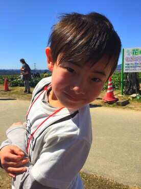 「Right-on KIDS（ライトオンキッズ）のアイテム（Tシャツ/カットソー、ホワイト系）」を使った、♡Ricca♡さん（キッズ・100cm）の春コーディネート