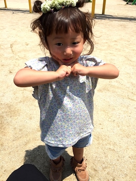 「BeBe（ベベ）のアイテム（Tシャツ/カットソー、グレー系）」を使った、♡Ricca♡さん（キッズ・100cm）の春コーディネート