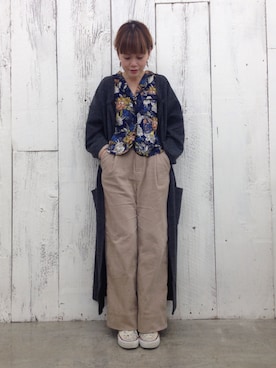 「mystic（ミスティック）の【Omekashi】コーディロイワイドパンツ（その他パンツ、ベージュ系）」を使った、hiranoさん（レディース・153cm）の秋コーディネート