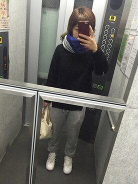 「黒ニット」｜さとあさん（レディース・153cm）の冬コーディネート