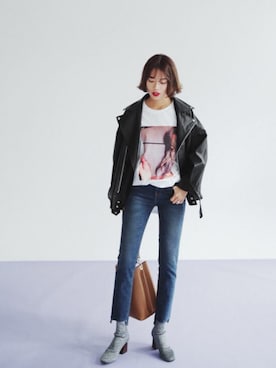 「model」｜「アイテム（ライダースジャケット）」を使った、ANWAIIさん（レディース・165cm）の秋コーディネート