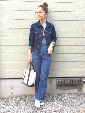 「フリンジデニム」｜「アイテム（デニムジャケット）」を使った、mikiviciousさん（レディース・162cm）の春コーディネート