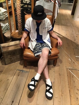 「AVIREX（アヴィレックス）のアイテム（Tシャツ/カットソー）」を使った、mur@さん（メンズ・171cm）の春コーディネート