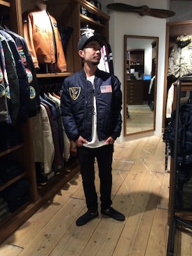 「スリッポン」｜「アイテム（MA-1）」を使った、mur@さん（メンズ・171cm）の秋コーディネート