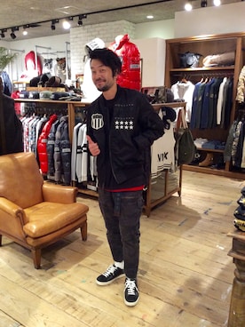 「AVIREX（アヴィレックス）のアイテム（MA-1）」を使った、mur@さん（メンズ・171cm）の秋コーディネート