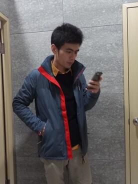 「working style」｜「アイテム（トレンチコート）」を使った、Alvin Ackermanさん（メンズ・173cm）の冬コーディネート