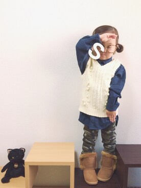 「でこっぱち」｜𝚜𝚘𝚘𝚘𝚕𝚊𝚊𝚊さん（キッズ・90cm）の秋コーディネート