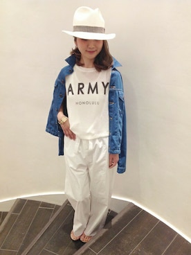 「アイテム（サンダル、ゴールド系）」を使った、谷本さん（レディース・152cm）の春コーディネート