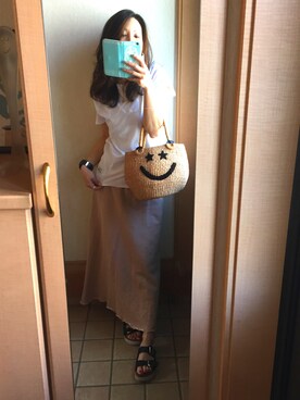 「チャイハネ（チャイハネ）のアイテム（PC・スマホグッズ/家電）」を使った、manaさん（レディース・157cm）の春コーディネート