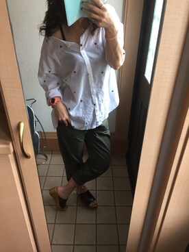 「アイテム（アナログ腕時計、ピンク系）」を使った、manaさん（レディース・157cm）の春コーディネート