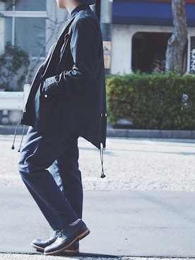 「ワイドシルエット」｜「アイテム（ミリタリージャケット）」を使った、compass hamauraさん（メンズ・171cm）の春コーディネート