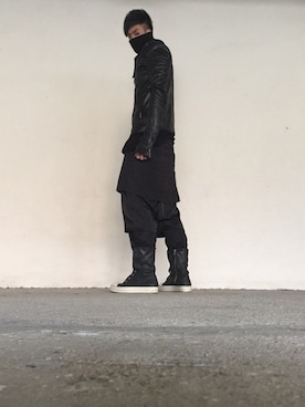 「DRKSHDW by RICK OWENS（ダークシャドウ バイ リックオウエンス）のアイテム（ブーツ）」を使った、LCFungさん（メンズ・183cm）の冬コーディネート