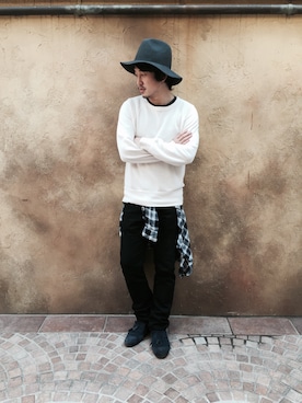 「アイテム（スウェット）」を使った、今井としひろさん（メンズ・172cm・30代）の春コーディネート