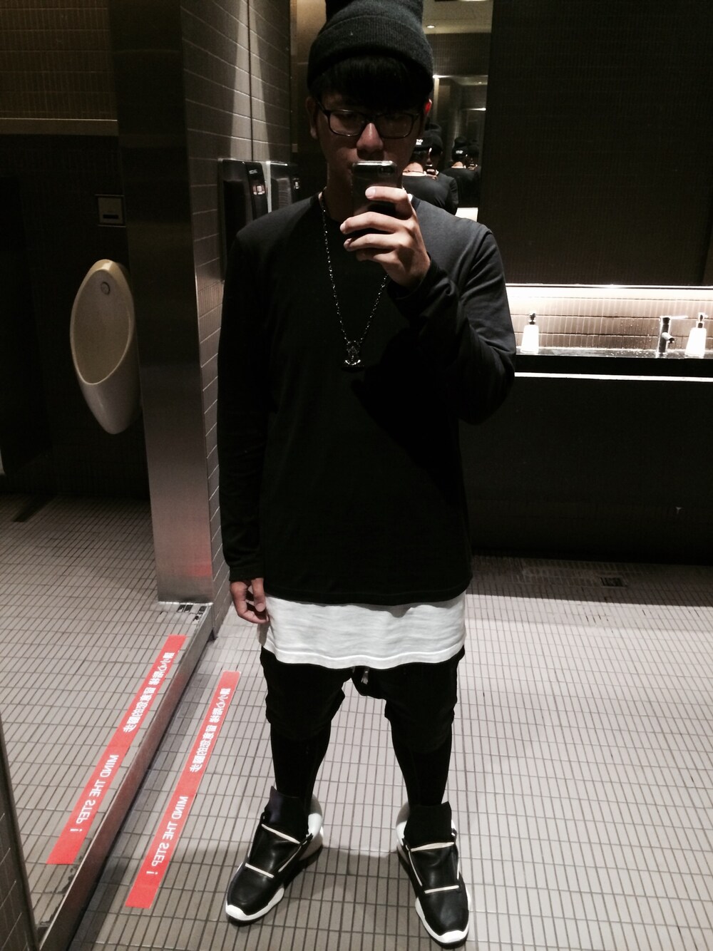 「RICK OWENS、RickOwens×adidas、RICKOWENS、Jumper、IWC」｜「Rick Owensのアイテム（Tシャツ/カットソー、ブラック系）」を使った、Allenchen13さん（メンズ・176cm）の夏コーディネートの1枚目の写真