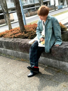 「unrelaxing（アンリラクシング）のアイテム（バッグ）」を使った、みついぬさん（メンズ・167cm）の春コーディネート
