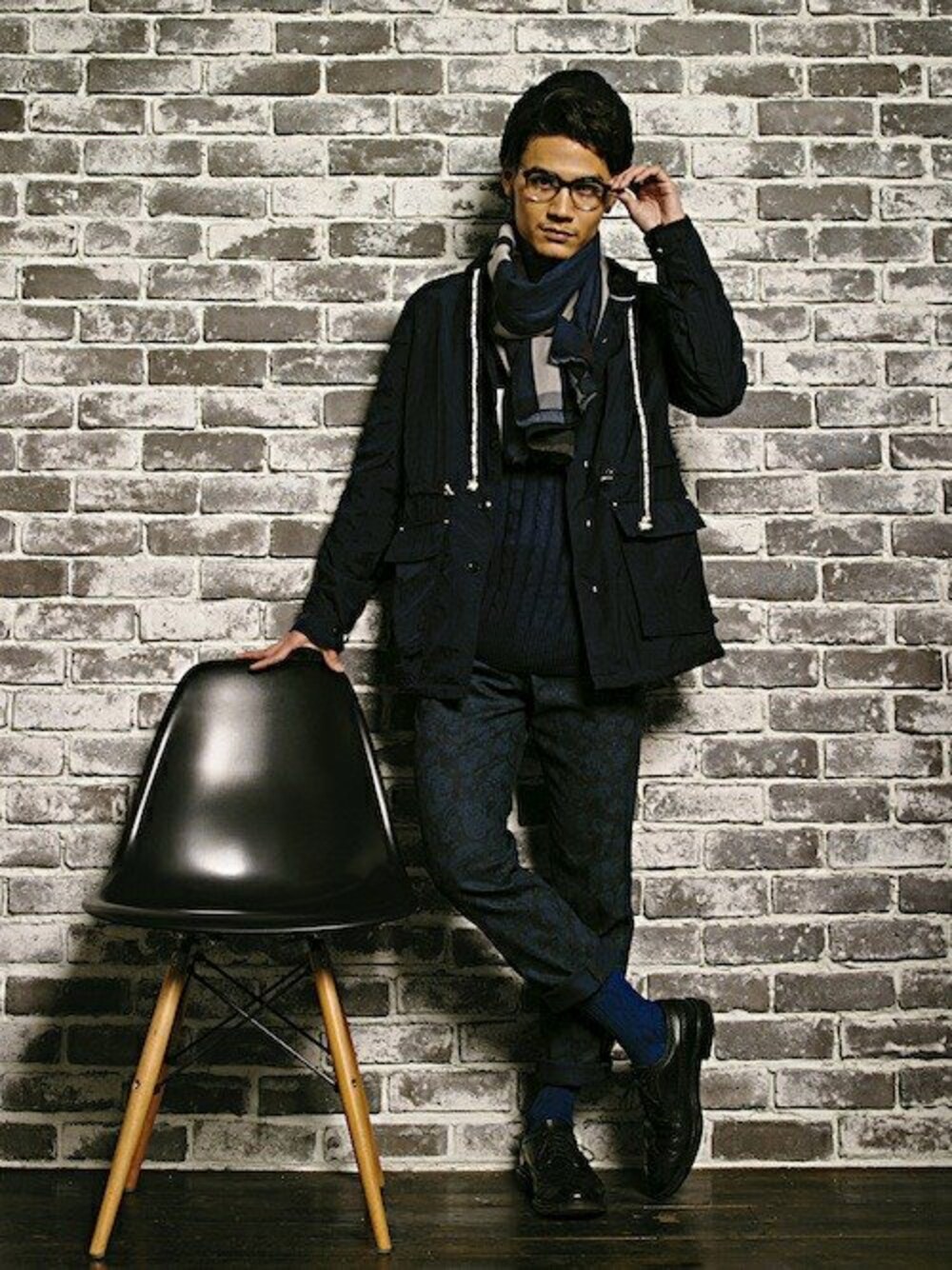 「パーカー、MYE-DO'、デートスタイル（MEN）」｜「MEMENTISMのナイロンパーカー（ナイロンジャケット）」を使った、MYE-DO'DESIGNさん（メンズ・174cm）の冬コーディネートの1枚目の写真