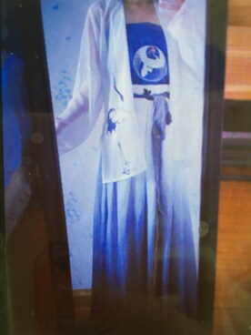 「アイテム（チューブトップ、ブルー系）」を使った、山田嘛咕さん（レディース・158cm）の夏コーディネート