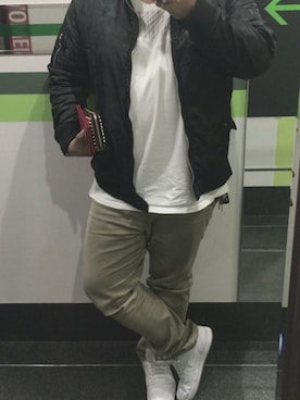 「寒い」｜「アイテム（財布/小物）」を使った、TKDさん（メンズ・177cm）の秋コーディネート