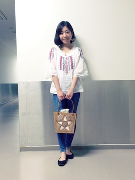 「アイテム（バッグ）」を使った、atsumi_kuwabaraさん（レディース・158cm）の春コーディネート