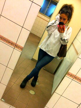 りおきてぃさんのコーディネート