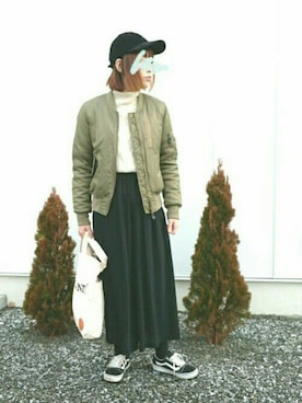 「プリーツ」｜「アイテム（MA-1）」を使った、minakoさん（レディース・160cm）の秋コーディネート