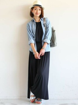 「アイテム（ボディバッグ/ウエストポーチ、グリーン系）」を使った、BEAUTY&YOUTH オフィススタッフ 02さん（レディース・163cm）の春コーディネート