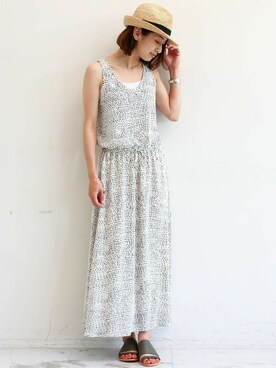 「マキシ」｜「アイテム（帽子）」を使った、BEAUTY&YOUTH オフィススタッフ 02さん（レディース・163cm）の夏コーディネート