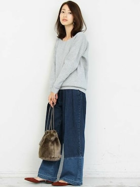 「リメイクデニム」｜「アイテム（ハンドバッグ）」を使った、BEAUTY&YOUTH オフィススタッフ 02さん（レディース・163cm）の秋コーディネート