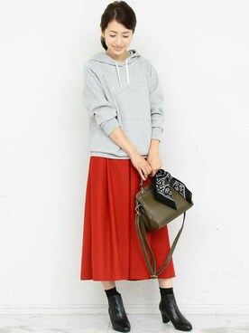 「BEAUTY&YOUTH UNITED ARROWS（ビューティーアンドユースユナイテッドアローズ）のBYSF∴ カラー2WAYハンドショルダー ◆（ハンドバッグ）」を使った、BEAUTY&YOUTH オフィススタッフ 02さん（レディース・163cm）の冬コーディネート