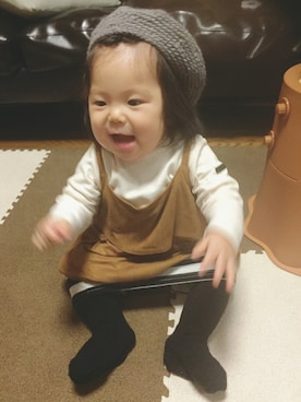 「ボーダースカート」｜「アイテム（ハンチング/ベレー帽）」を使った、KOTOHAさん（キッズ・70cm）の冬コーディネート