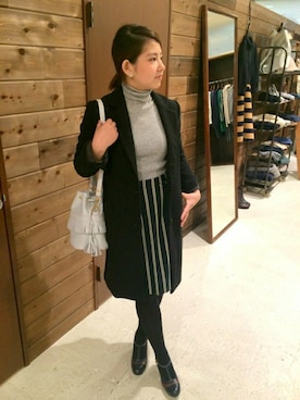 「NOMBRE IMPAIR（ノンブルアンペール）のアイテム（チェスターコート）」を使った、RolladeX STAFFさん（レディース・152cm）の秋コーディネート