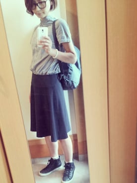 「アイテム（バックパック/リュック、ブルー系）」を使った、かおりさん（レディース・162cm）の夏コーディネート