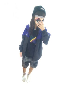 「STUSSY（ステューシー）のアイテム（ナイロンジャケット）」を使った、Harunaさん（レディース・153cm）の秋コーディネート