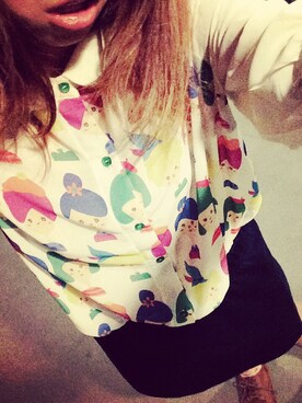 「MERLOT（メルロー）のアイテム（シャツ/ブラウス、ベージュ系）」を使った、Mina Fukunaga❀さん（レディース・151cm）の秋コーディネート