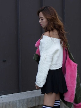 「アイテム（ミリタリージャケット）」を使った、ANAJURAさん（レディース・170cm）の秋コーディネート