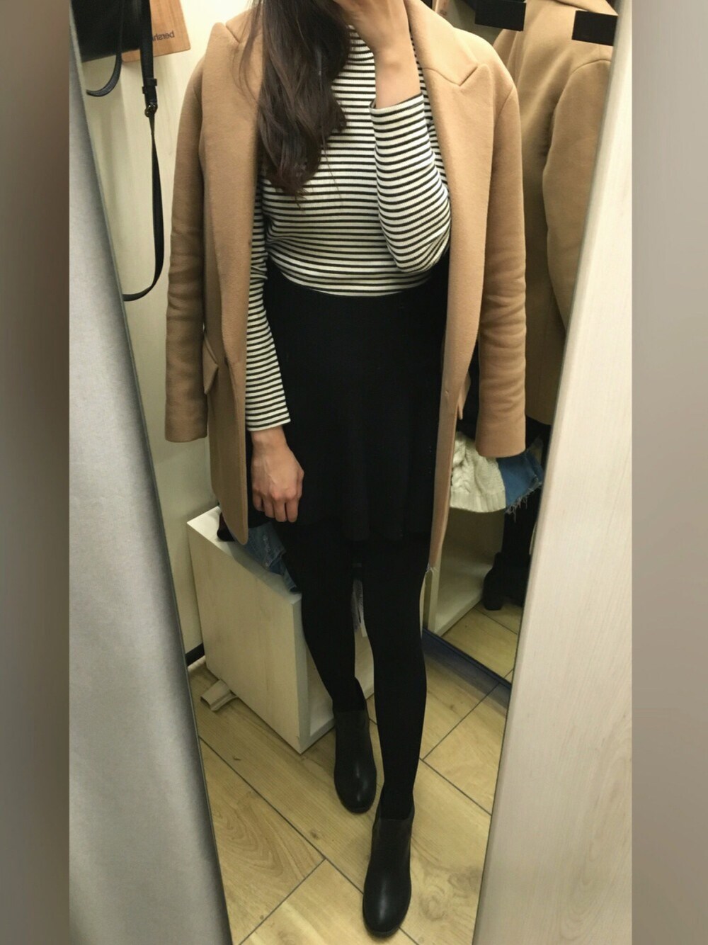 「UNIQLO、Overcoat、PAZZO、let's diet、winter wearing、WINTER STYLE、COACH」｜「UNIQLOのアイテム（チェスターコート、ブラウン系）」を使った、Chloe💋さん（レディース・167cm）の冬コーディネートの1枚目の写真