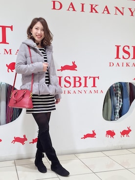 「スカラップ」｜「アイテム（ダウンジャケット/コート）」を使った、saki さん（レディース・162cm）の秋コーディネート