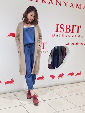 「ISBIT（アイズビット）のアイテム（トップス）」を使った、saki さん（レディース・162cm）の冬コーディネート