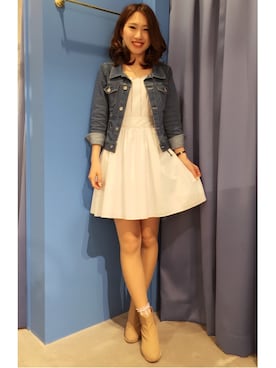 「スカラップ」｜「アイテム（デニムジャケット）」を使った、saki さん（レディース・162cm）の春コーディネート