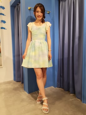 「アイテム（アナログ腕時計、ピンク系）」を使った、saki さん（レディース・162cm）の夏コーディネート