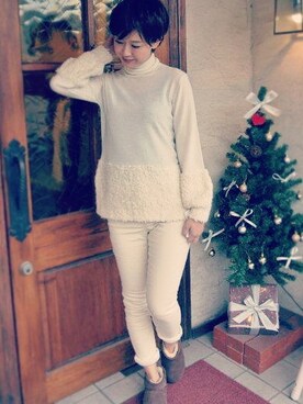 「白タートルネック」｜cosさん（レディース・163cm）の冬コーディネート