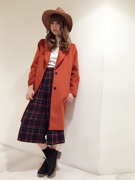 「PUNYUS（プニュズ）のアイテム（チェスターコート）」を使った、PUNYUS  さん（レディース・160cm）の秋コーディネート