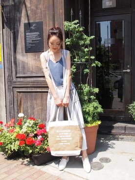 「アイテム（タンクトップ、ブルー系）」を使った、MURUAさん（レディース・167cm）の春コーディネート