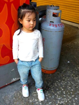 「babygap」｜「アイテム（その他シューズ）」を使った、福小媛さん（キッズ・100cm）の春コーディネート